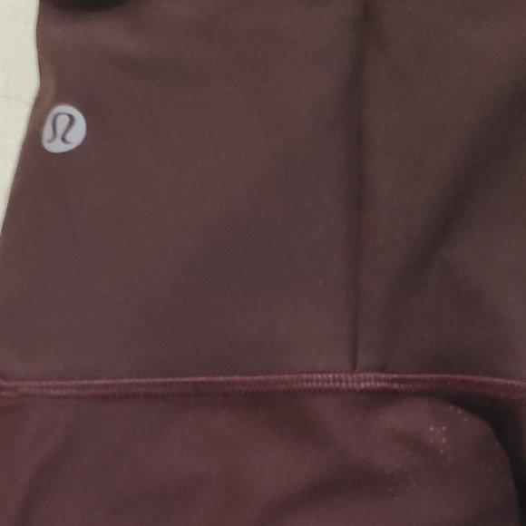 Nwt Lululemon  28" mapped out Tight 28" cassis/smoky red SenseKnit *camo* - Picture 7 of 8